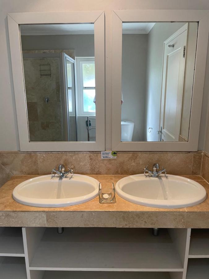 11 Westcliff Rentals Hermanus Exteriör bild